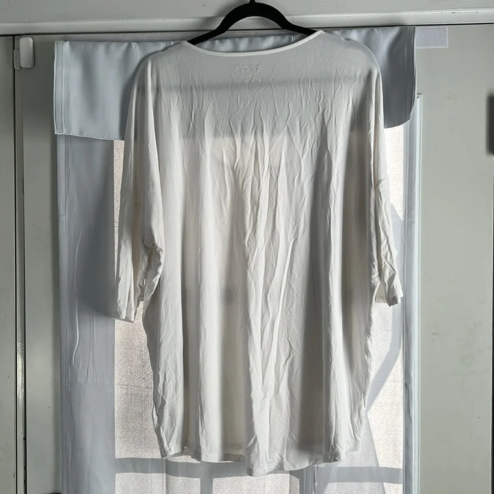 Express Women’s Cream Color Short Sleeve Blouse Top Size XL EUC Boho Resortwear
